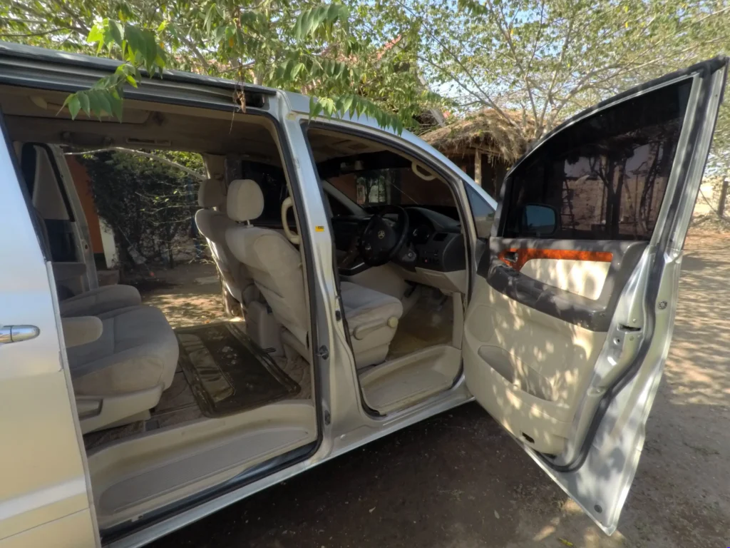 Kilimanjaro Airport to Arusha: 5 Best Rides Kilimanjaro Airport to Arusha - EAST