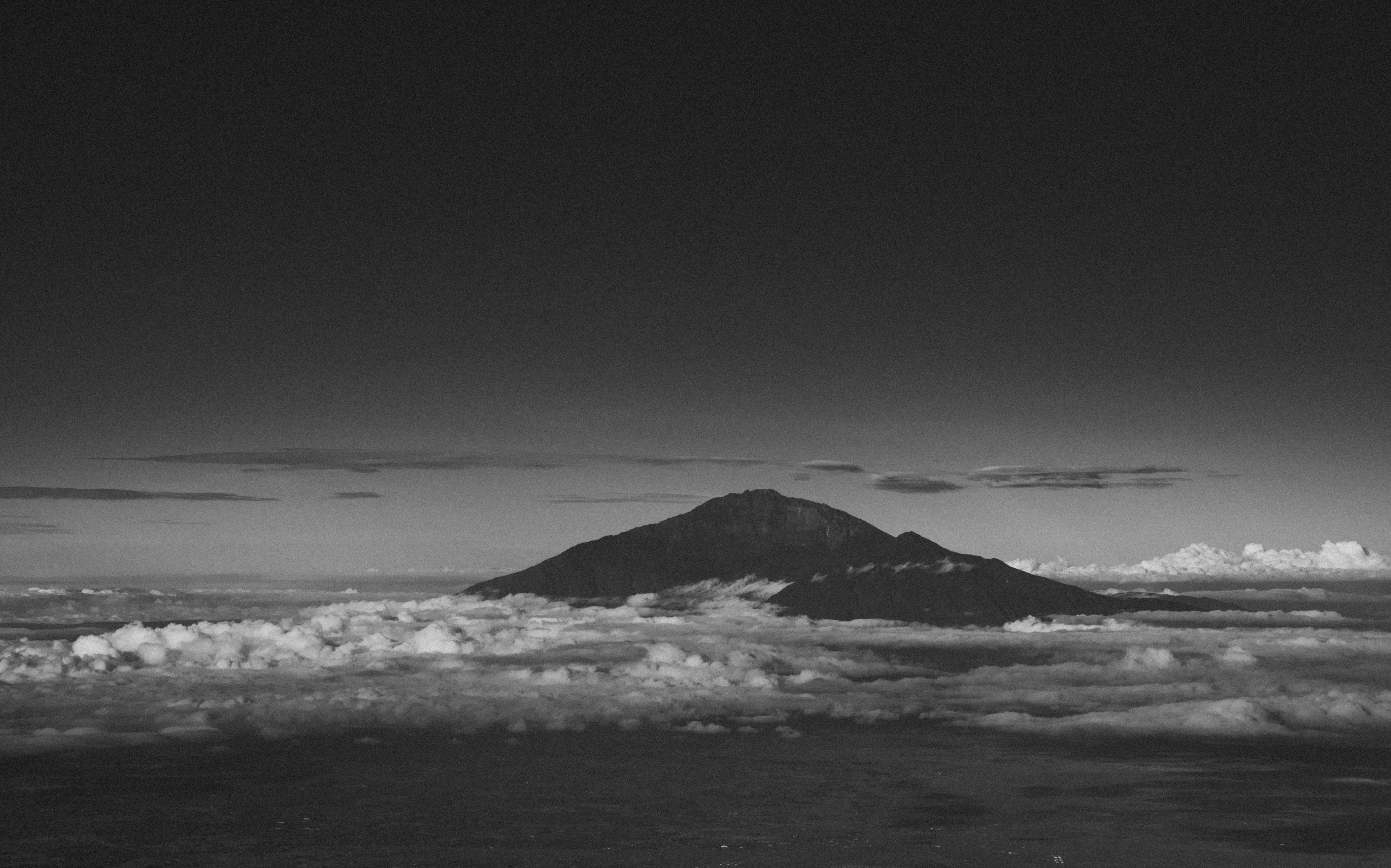 Where is Mt Kilimanjaro? Discover Amazing Facts Where is Mt Kilimanjaro? Discover 5 Amazing Facts - EAST